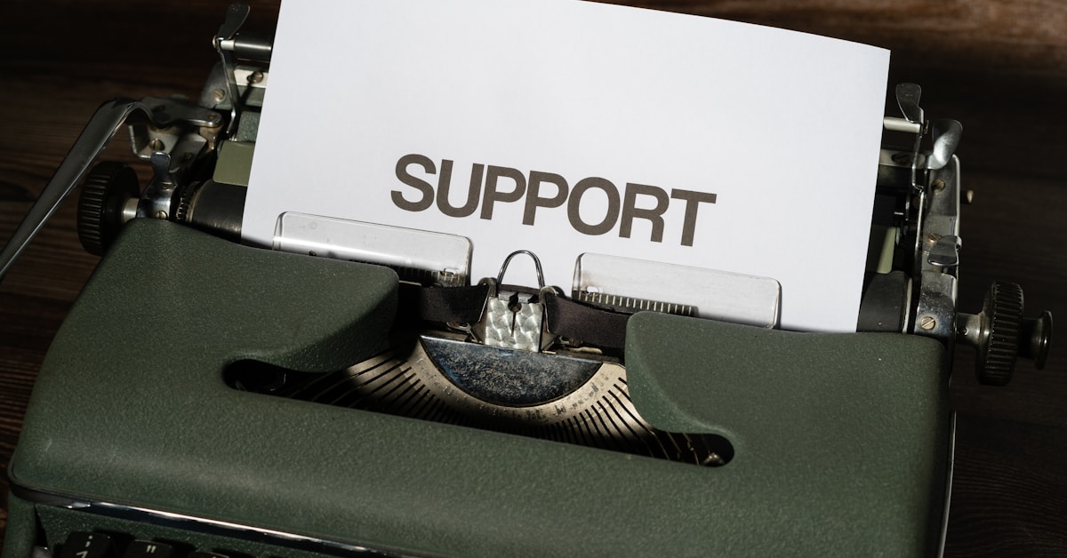 Cloud storage servers and data center