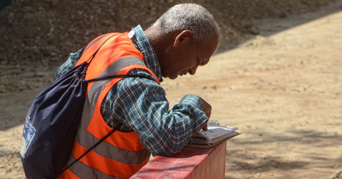 Cloud storage servers and data center