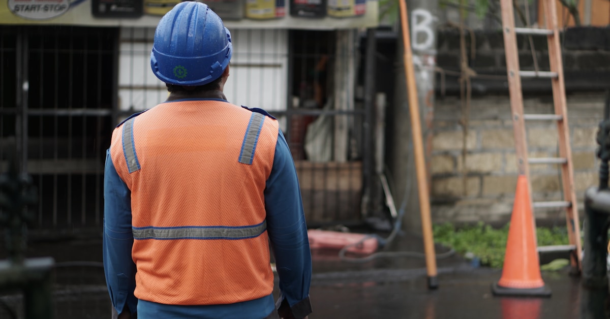 Cloud storage servers and data center