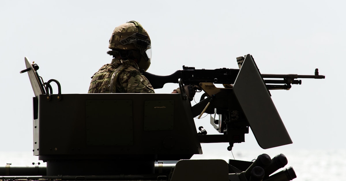 Cloud storage servers and data center