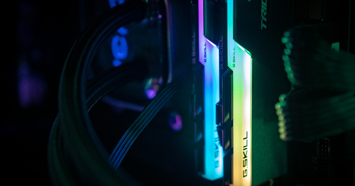 Cloud storage servers and data center