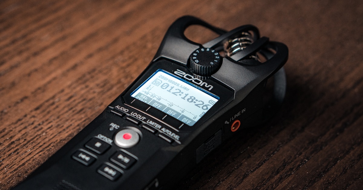 Cloud storage servers and data center