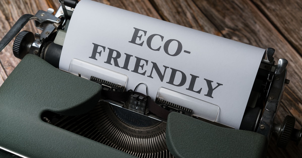 Cloud storage servers and data center