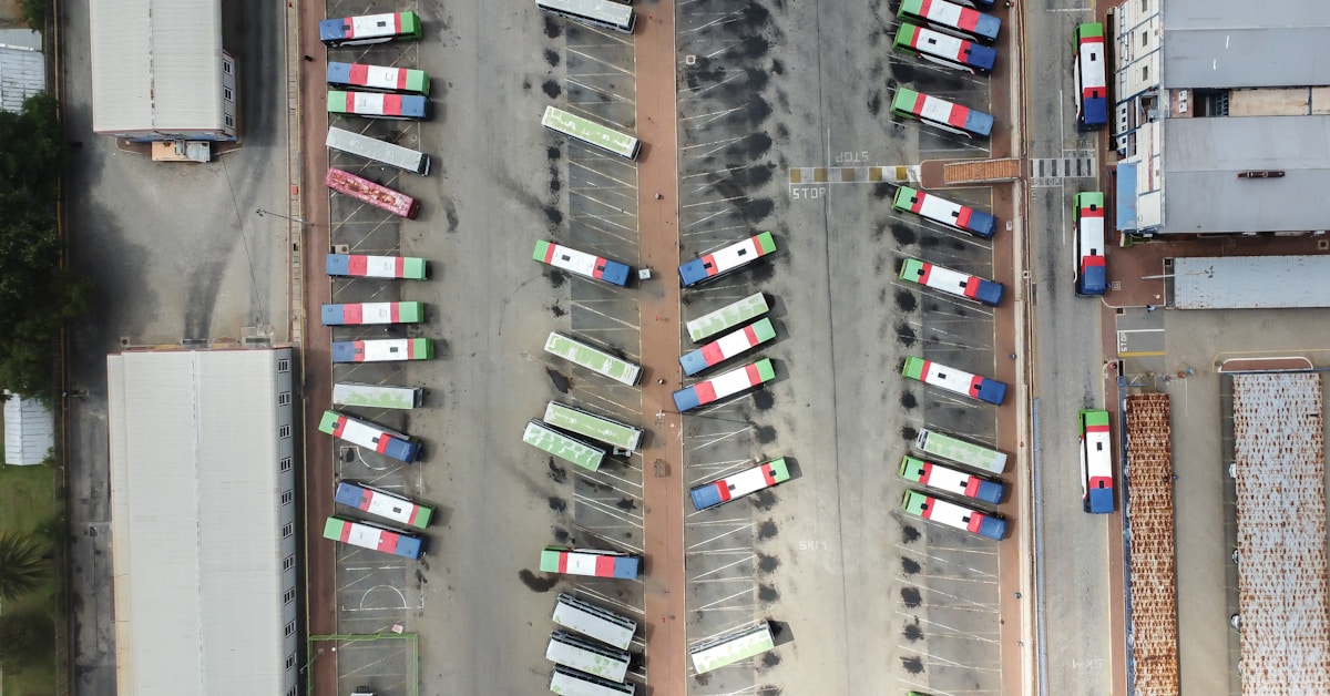 Cloud storage servers and data center