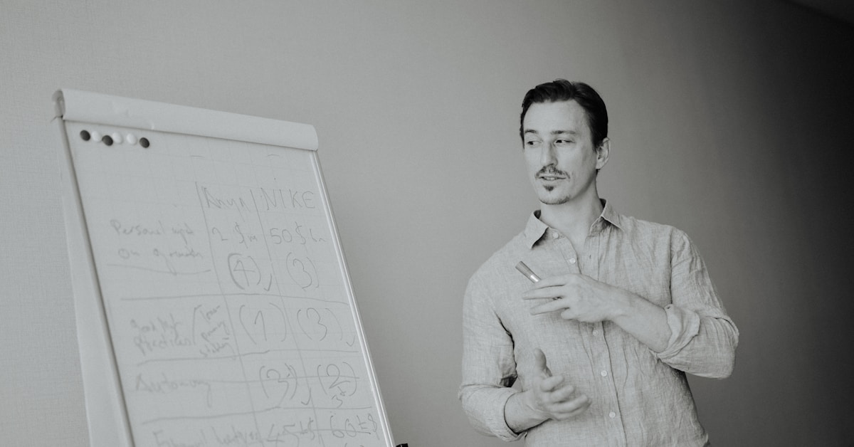 Cloud storage servers and data center