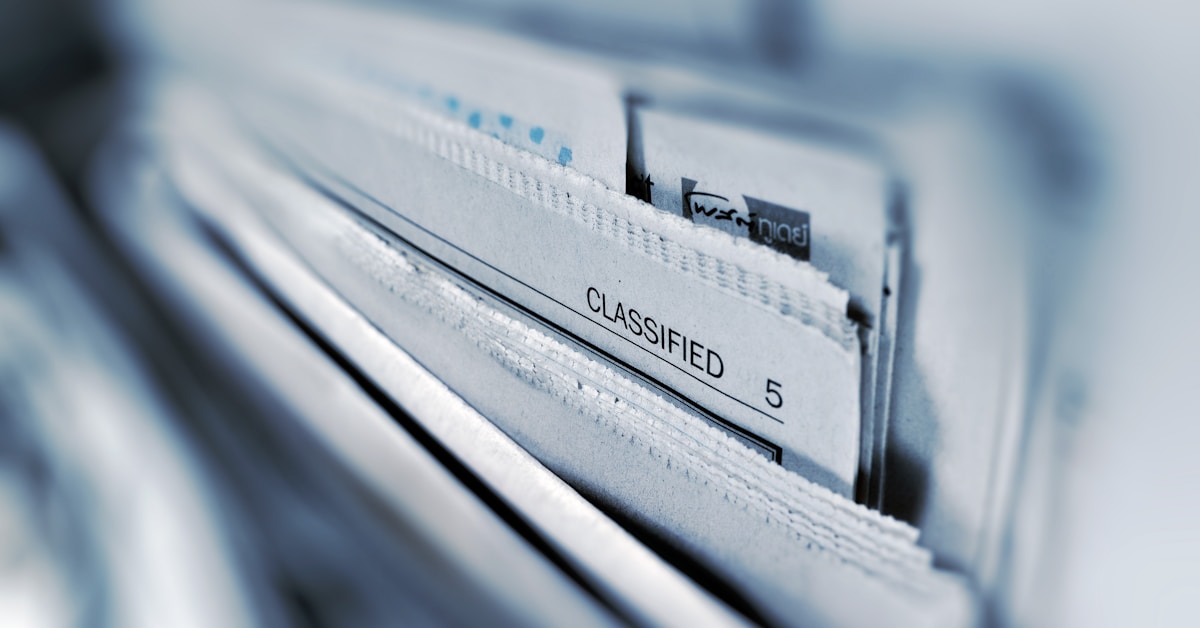 Cloud storage servers and data center