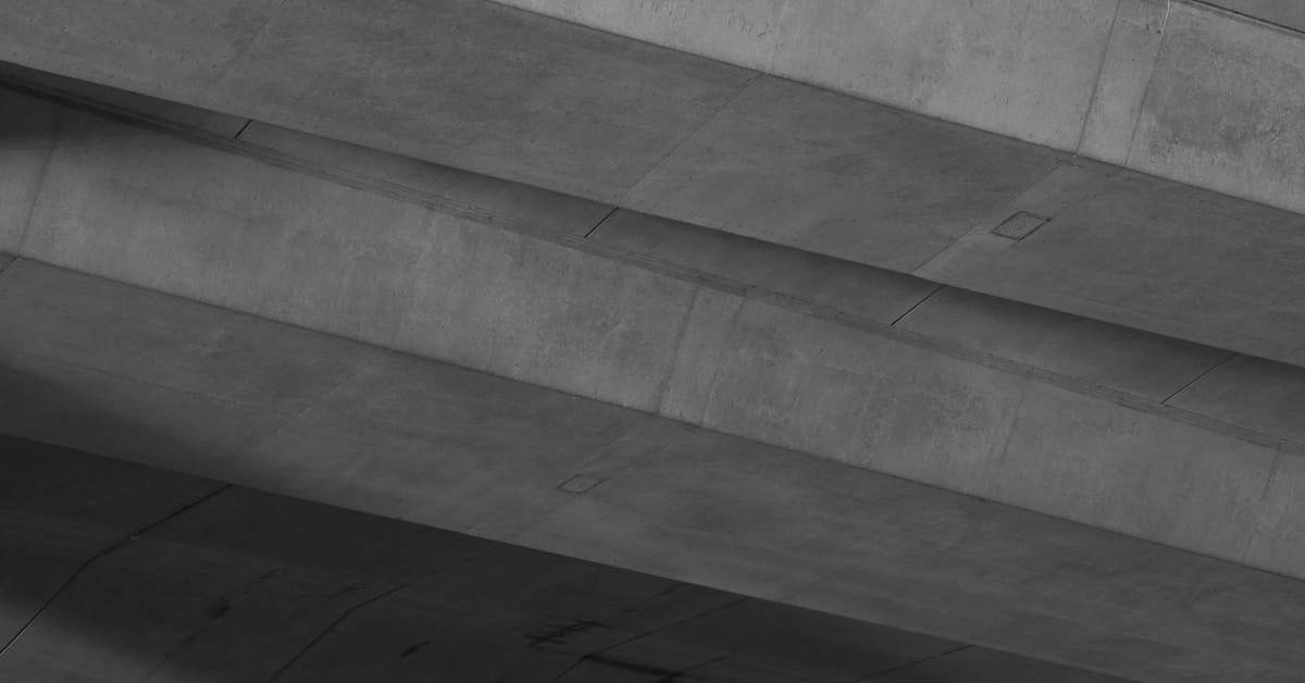 Cloud storage servers and data center