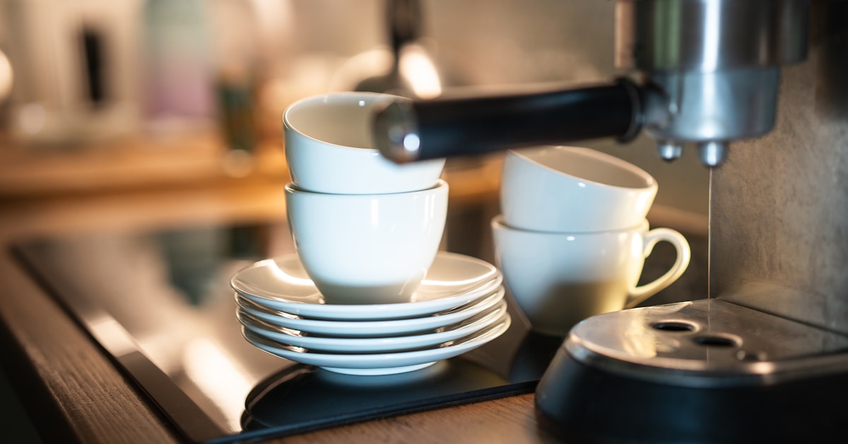 Cloud storage servers and data center