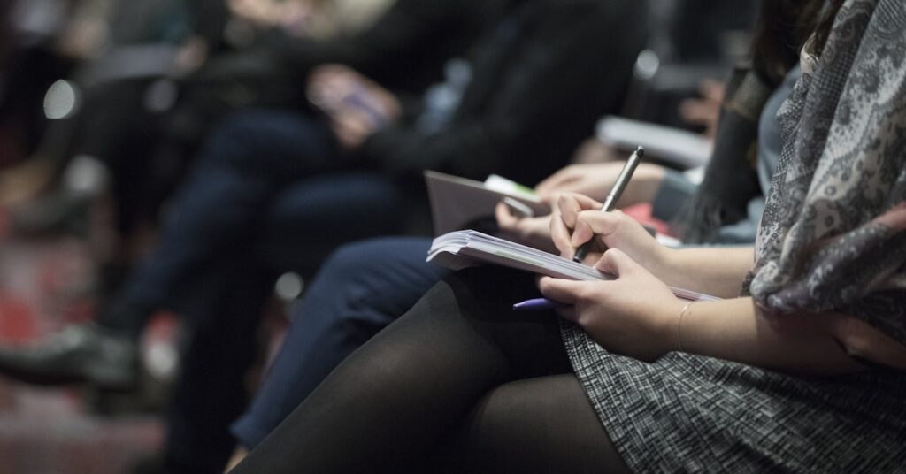 5+ Best Corporate LMS Software to Boost Your Team’s Skills and ROI in 2025