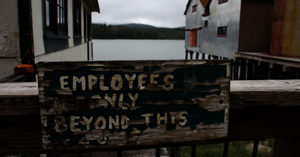 5+ Best Employee Self Service Software to Simplify HR and Boost Your Team’s Satisfaction