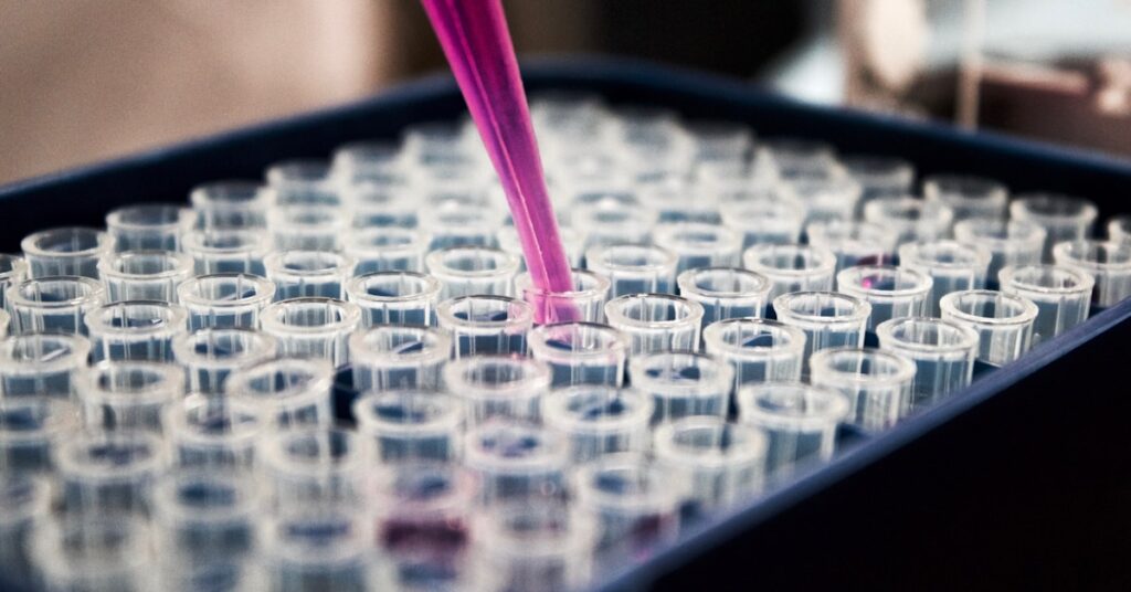 5+ Best Pathology Lab Software to Boost Your Lab’s Efficiency and Accuracy