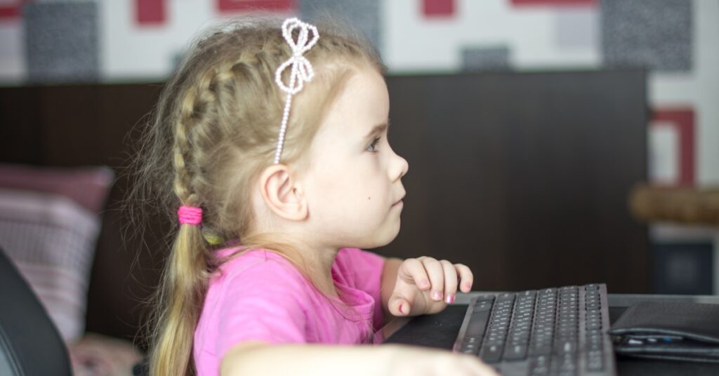 Best Child Care Software to Streamline Admin and Engage Parents in 2025