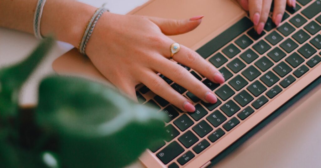 Best Content Management Software to Streamline Your Content Operations in 2025