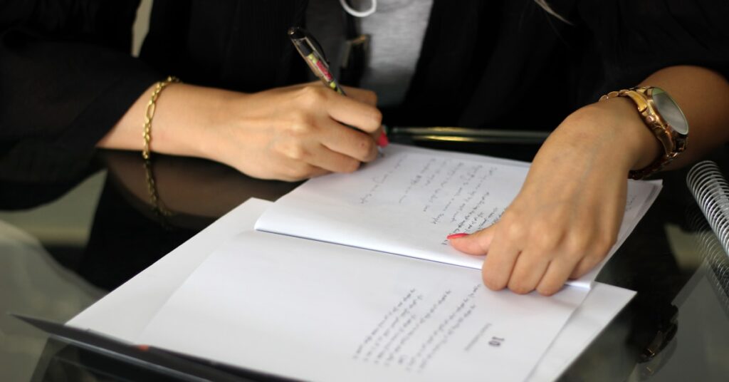 Best Contract Analysis Software to Master Compliance & Mitigate Risk