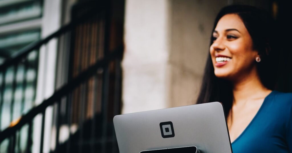 Best Customer Satisfaction Software to Deliver Real CSAT Gains