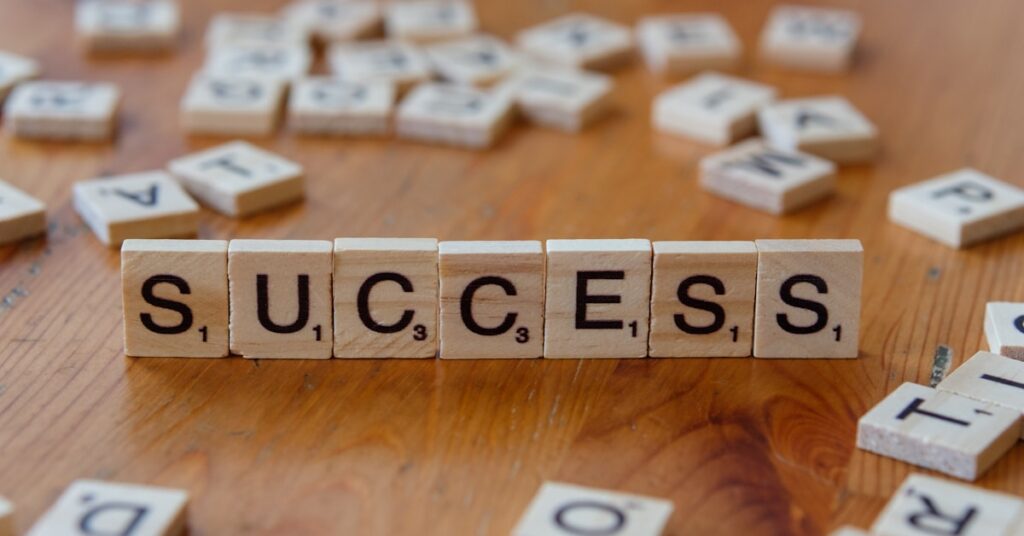 Best Customer Success Software to Master Retention & Get Real-Time Insights