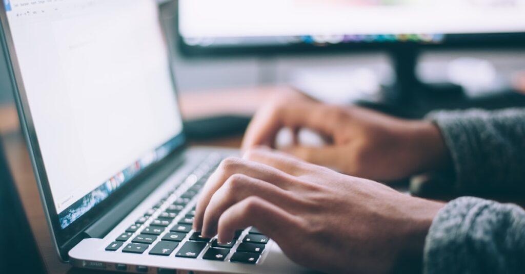 Best Data Entry Software to Simplify Your Choices & Scale in 2025