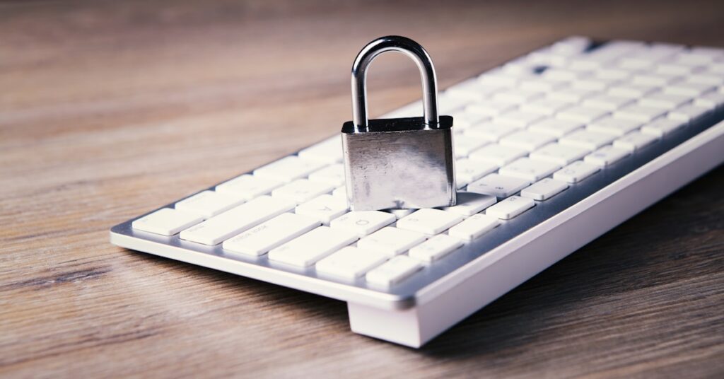 Best Email Encryption Software to Meet Compliance & Stop Breaches