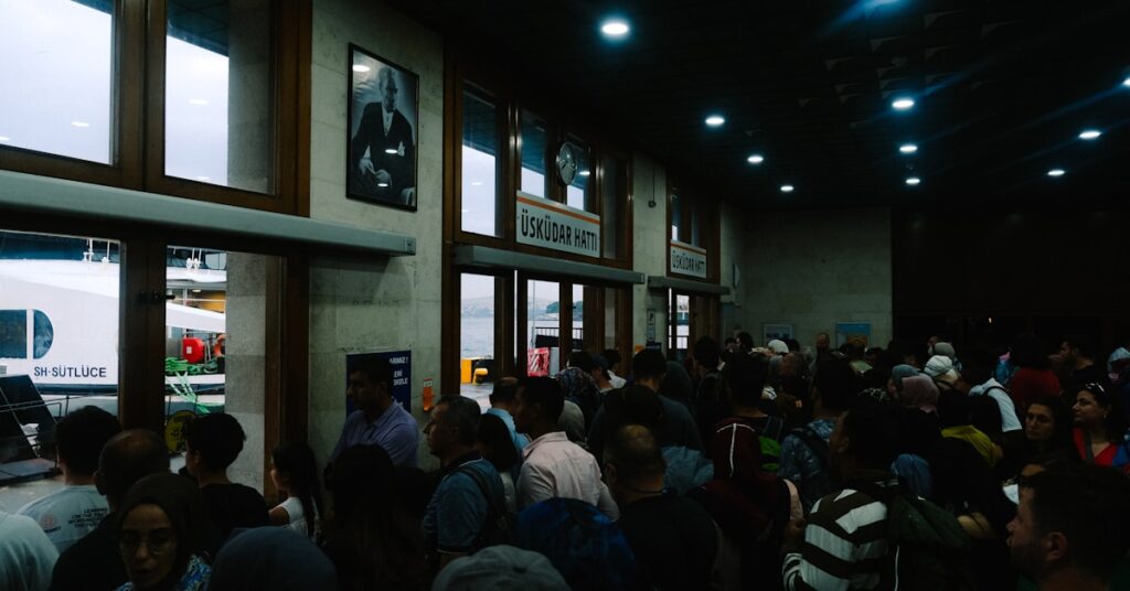 Best Queue Management Software to Cut Wait Times & Boost Efficiency