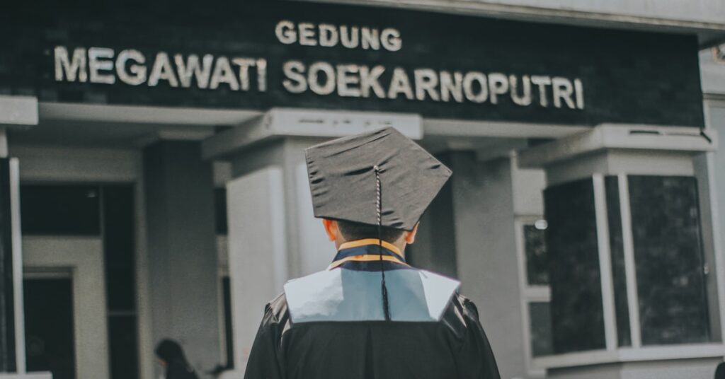 Best Scholarship Management Software to Simplify Your Program