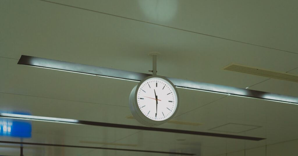 Best Time Clock Software to Cut Admin & Ensure Payroll Accuracy in 2025